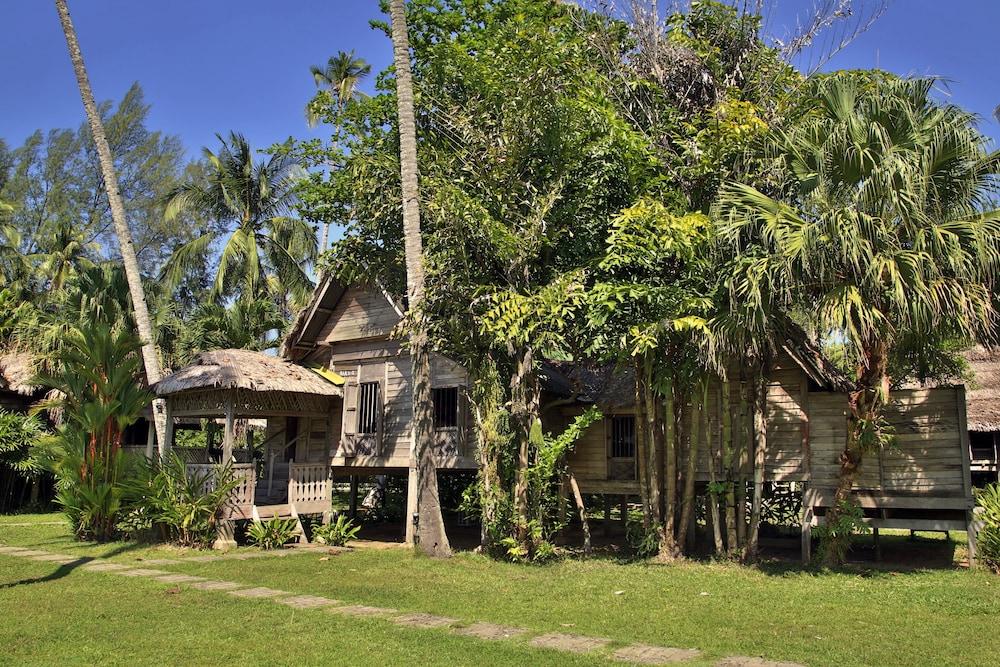 Bon Ton Antique Wooden Villas ปันไตเจอนัง ภายนอก รูปภาพ